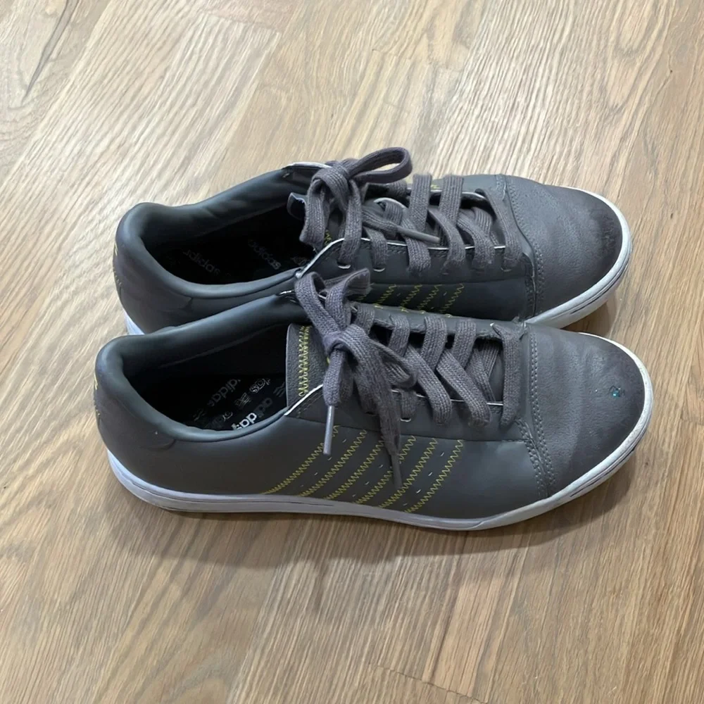 Adidas Men’s Gray Yellow Lace Up Leather Sneakers Tennis Shoes